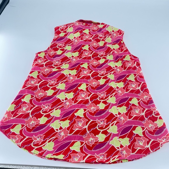 ModaPoda Vibrant Sleeveless Blouse with Floral Print - Picture 2 of 6